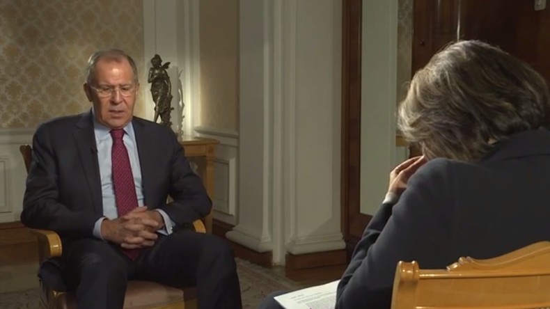 «Trop de chattes» : quand le chef de la diplomatie russe trolle la campagne américaine (VIDEO)