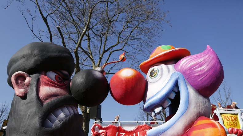 Danemark : la mode des «clowns fous» dérape, un jeune poursuivi et menacé avec une hache