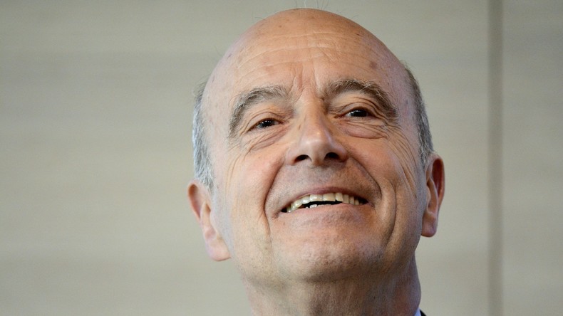 Une lettre du camp Hollande veut dissuader les électeurs de gauche de voter pour Alain Juppé