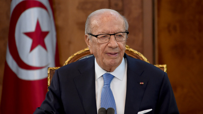 Tunisie : l'état d'urgence prolongé de trois mois