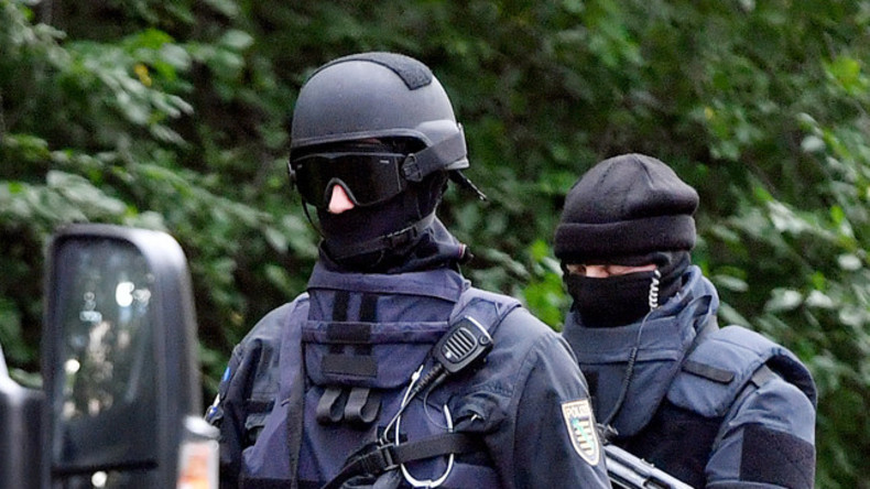 Allemagne : un des policiers blessés par un néo-nazi succombe à l'hôpital
