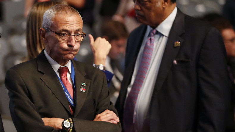 Wikileaks publie de nouveaux mails du directeur de campagne d'Hillary Clinton