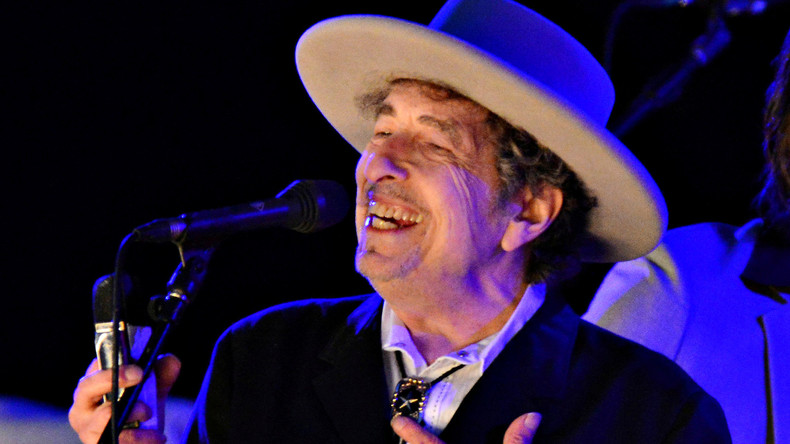 Nobel : un académicien suédois fustige «l'arrogance» de Bob Dylan