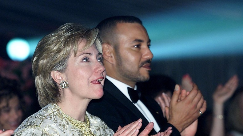 Malgré un don de 12 millions de dollars, Hillary se dérobe et envoie Bill Clinton au roi du Maroc