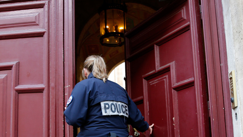 Une policière rouée de coups dans le Val d'Oise en dehors de son service