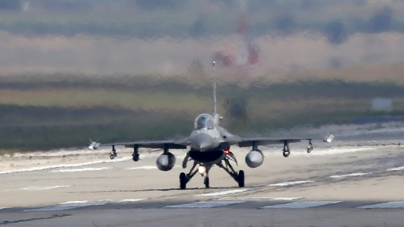 Syrie : la Turquie aurait interrompu ses frappes suite aux menaces de Damas de viser ses avions