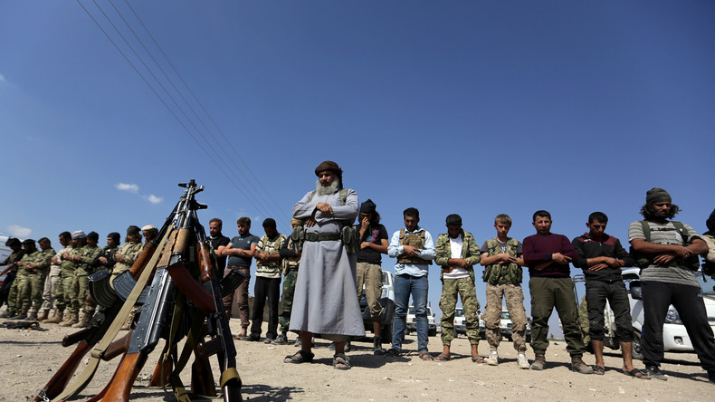 Les rebelles syriens confrontés à l'échec de leur contre-offensive meurtrière à Alep