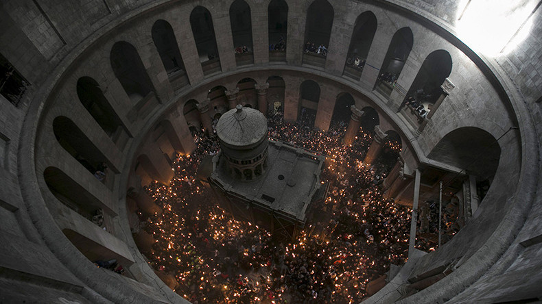 A Jérusalem, le tombeau de Jésus est exposé à l'occasion de sa restauration (VIDEO)