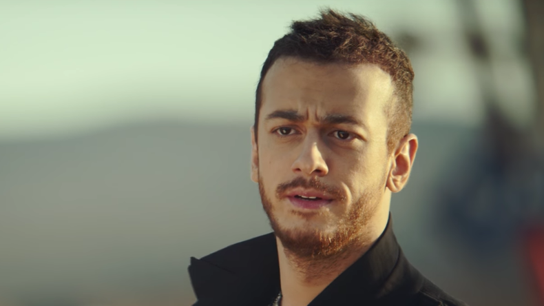 Le roi Mohammed VI vole au secours d'une star marocaine accusée de viol en France