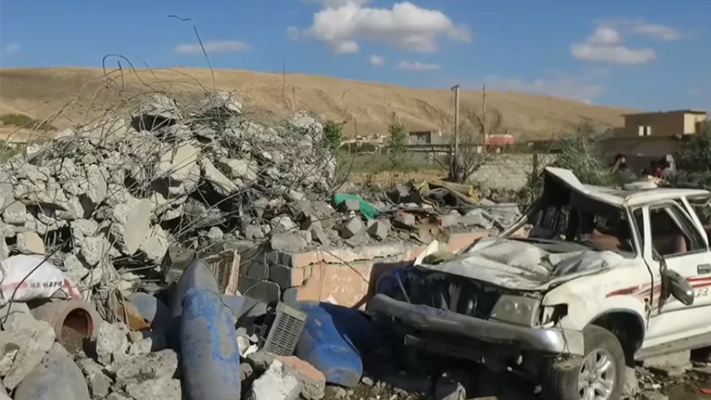 Irak : scène de désolation sur les lieux où une frappe de la coalition a tué une famille (VIDEO)