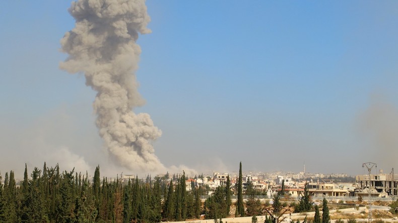 Alep : les rebelles auraient bombardé un corridor d'évacuation malgré la trêve