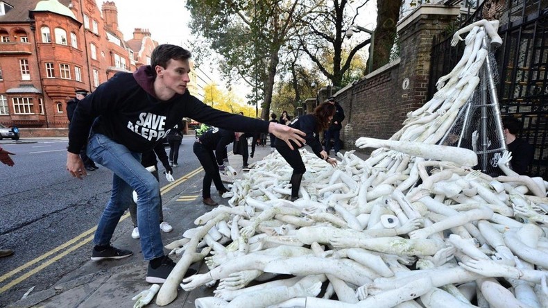«Provocation ouverte» : Moscou proteste après l'action londonienne contre le soutien russe à Damas
