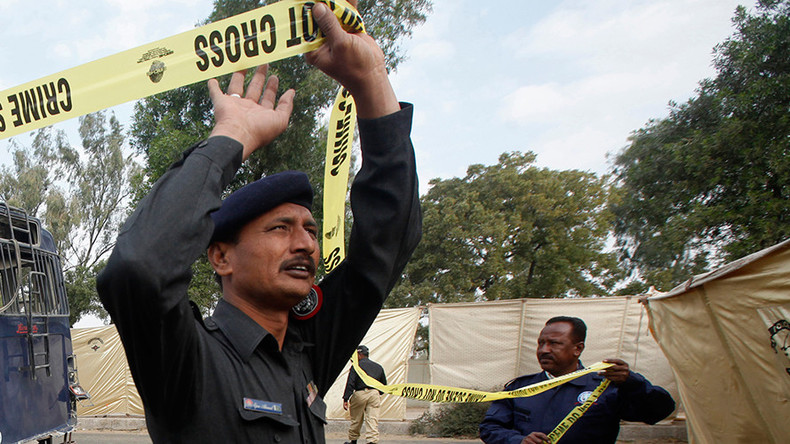 Explosion dans un temple du sud-ouest du Pakistan, au moins 10 morts, des dizaines de blessés