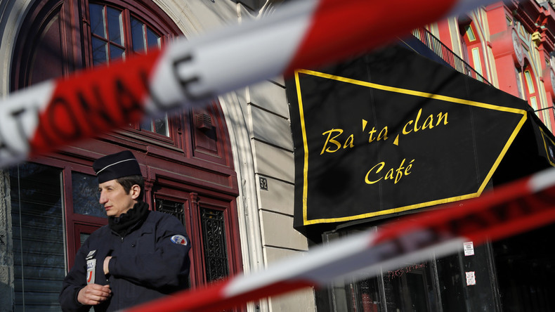 Le Bataclan, le lieu le plus meurtrier des attaques du 13 novembre, rend hommage à ses victimes