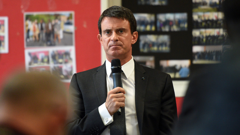 Valls : «L’immense majorité des personnes qui étaient à Calais obtiendront le statut de réfugié»