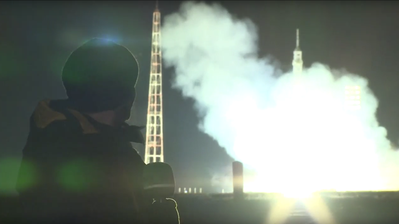 RT France assiste au décollage de la 50e mission historique vers l’ISS avec Thomas Pesquet à bord