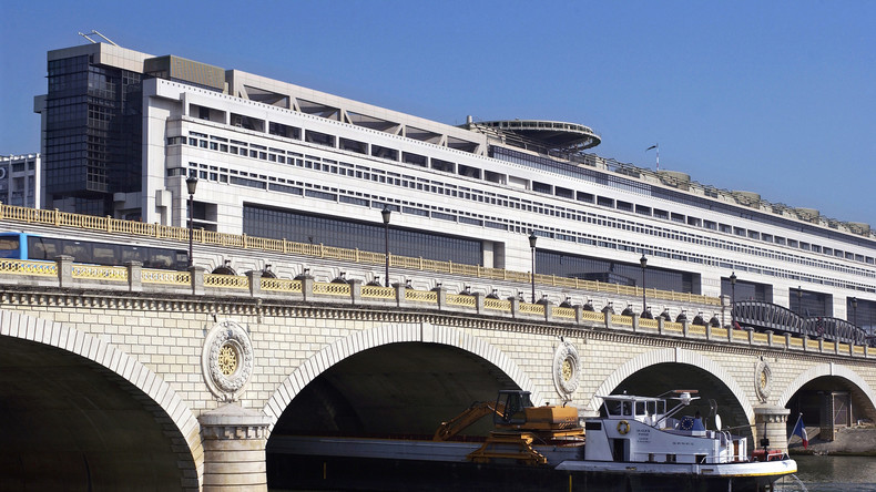 Fraude fiscale : Bercy pourra désormais rétribuer ses indics