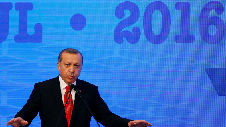 Tensions UE-Turquie : Erdogan menace d'ouvrir les frontières aux migrants vers l'Europe