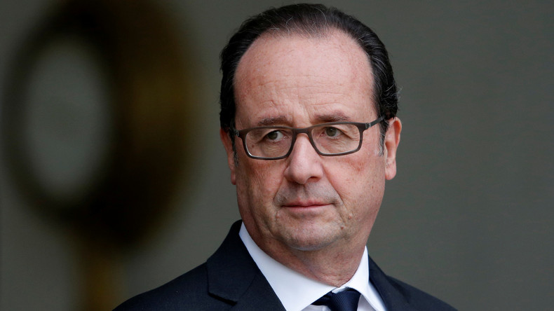 Opération séduction de Hollande auprès de la police à Nîmes