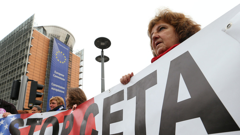 Le vote du Parlement européen sur le CETA renvoyé à début 2017