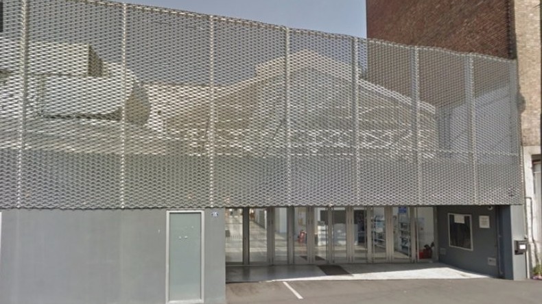 Clichy : manifestation de fidèles musulmans contre la fermeture d'une mosquée en centre-ville