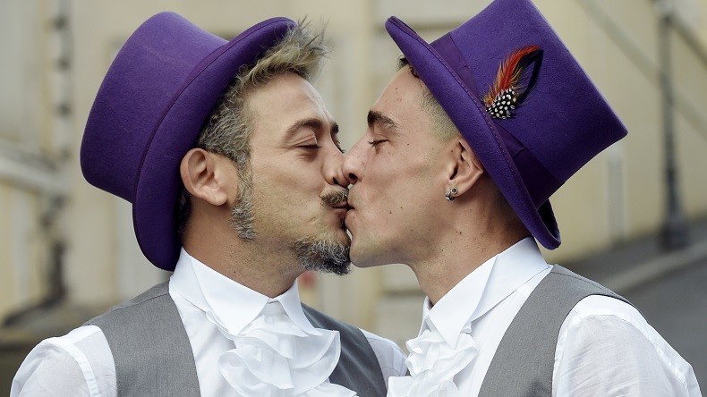 C’est officiel : «homosexuel» n’est désormais plus une insulte en Italie