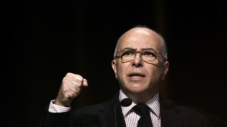 Bernard Cazeneuve nommé Premier ministre, Bruno Le Roux le remplace à l'Intérieur