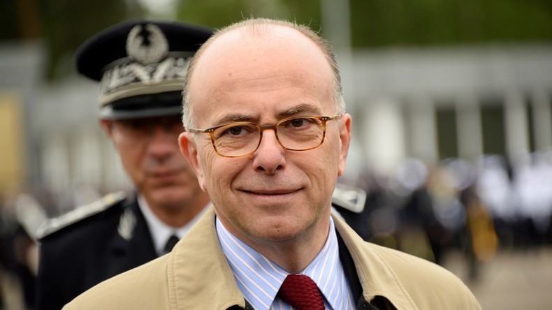 Cazeneuve Premier ministre ? «De la folie ! De la tarabistouille !», affirmait l'intéressé en 2015