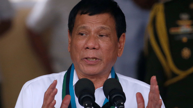 Evoquant sa conversation avec Donald Trump, Rodrigo Duterte le parodie (VIDEO)