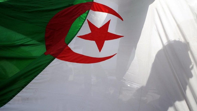 Algérie : décès d'un journaliste emprisonné pour «offense au président»