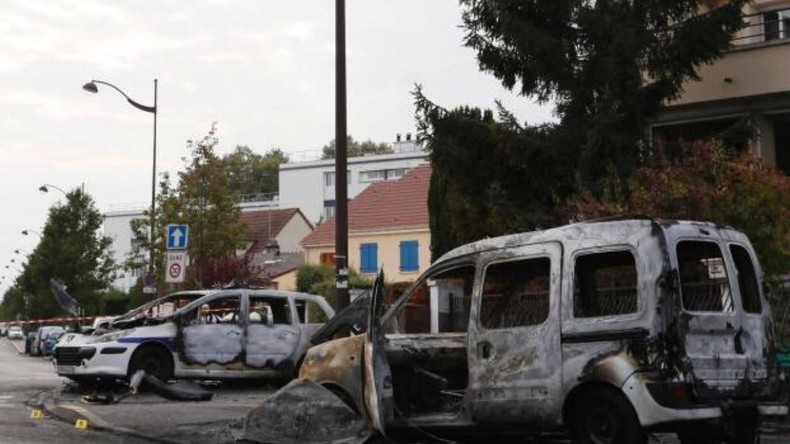 Attaque de Viry-Châtillon : le policier le plus sérieusement blessé est sorti de l'hôpital