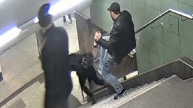 Berlin : L'auteur de la violente agression dans le métro aurait été identifié mais pas encore arrêté
