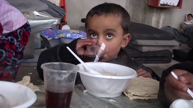 L’aide humanitaire russe distribuée aux habitants d’Alep-Est