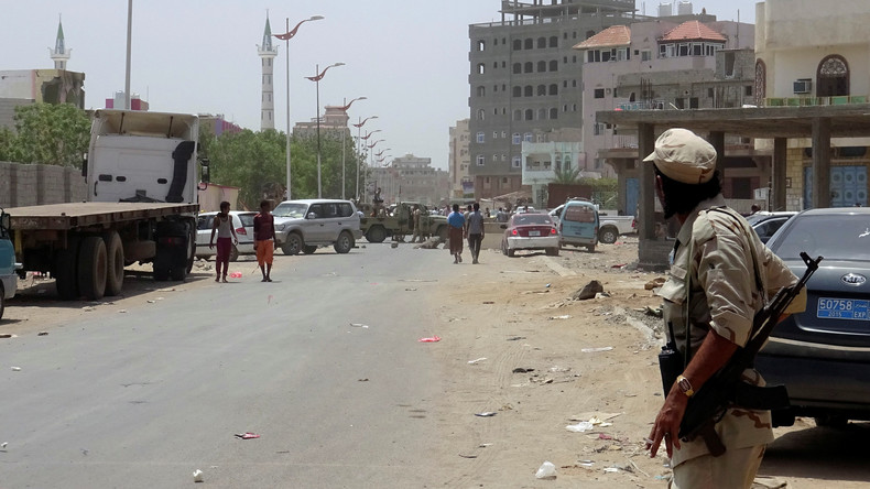 Yémen : au moins 30 soldats auraient été tués dans un attentat suicide à Aden