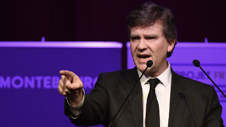 «S'il faut nationaliser, nous le ferons» : Arnaud Montebourg à gauche toute
