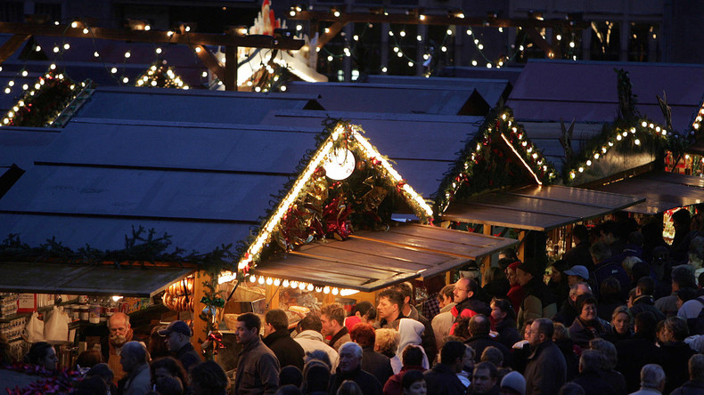 La France et l'Italie renforcent la sécurité des marchés de Noël après l'attaque au camion à Berlin