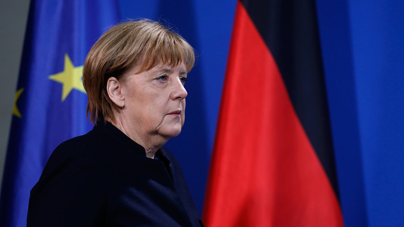 La politique migratoire d'Angela Merkel incendiée sur Twitter après l’attaque terroriste de Berlin