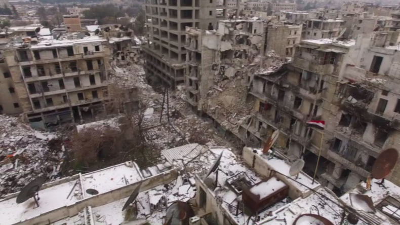 Syrie : un drone filme la première neige recouvrir les ruines d’Alep