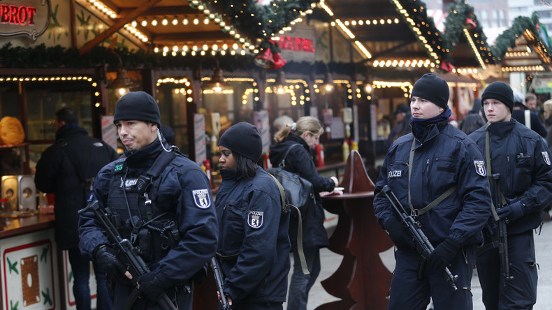 Le marché de Noël à Berlin rouvre après l’attentat meurtrier