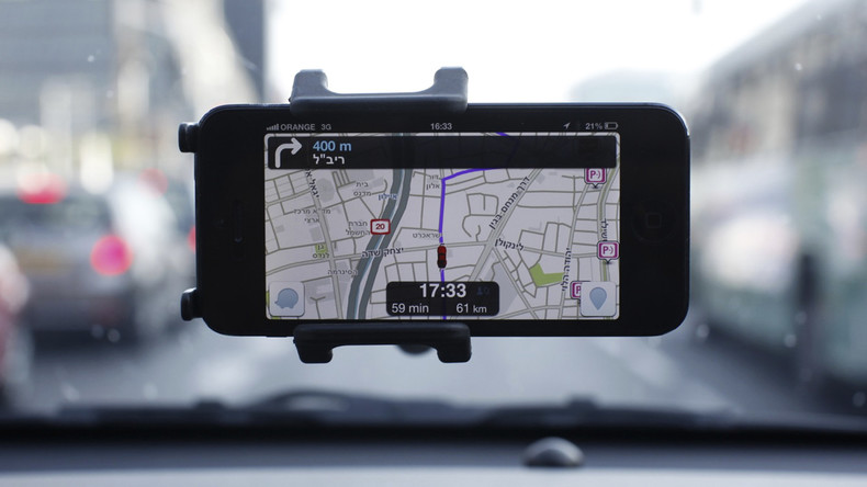 Pourquoi le GPS de Google, Waze, supprime des territoires palestiniens en Israël ?