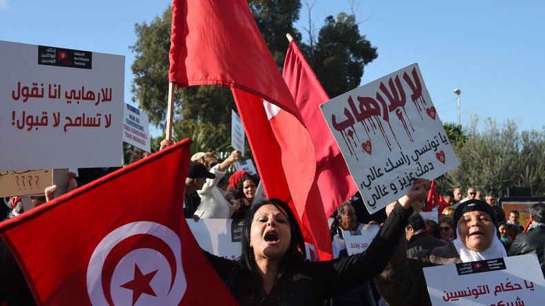 Les Tunisiens manifestent contre le retour des djihadistes partis à l'étranger (PHOTOS)