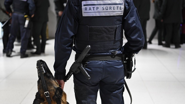 Policiers municipaux et agents de sécurité SNCF et RATP pourront porter des caméras