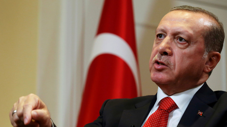 Recep Erdogan qualifie l’attaque d’Istanbul de «jeu sale» et promet d’écraser le terrorisme