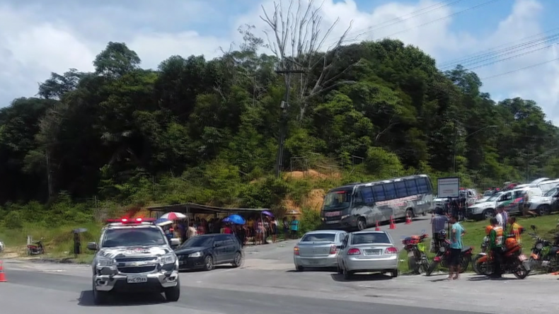 Après le massacre à la prison de Manaus, la police brésilienne poursuit les fugitifs (VIDEO)