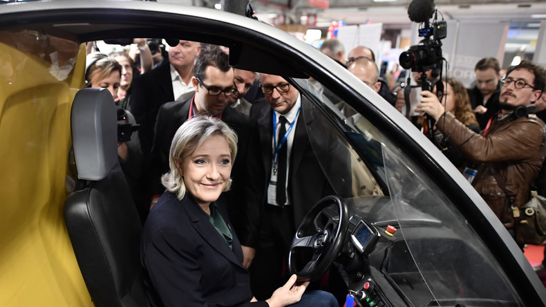Marine Le Pen veut mettre fin aux délocalisations et prend exemple sur la «méthode» Trump