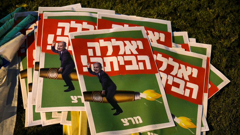 Manifestations pour la démission de Netanyahou à Tel Aviv sur fond de scandales de corruption