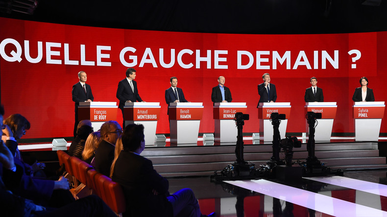 Quand les candidats à la primaire apprennent en direct que François Hollande ne les regarde même pas