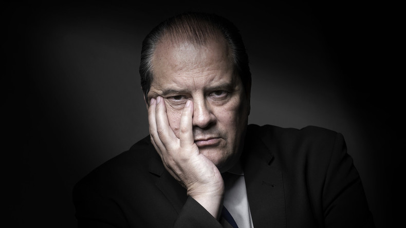 Le froid, la mort, l'alcool... : la terrible journée de Jean-Christophe Cambadélis