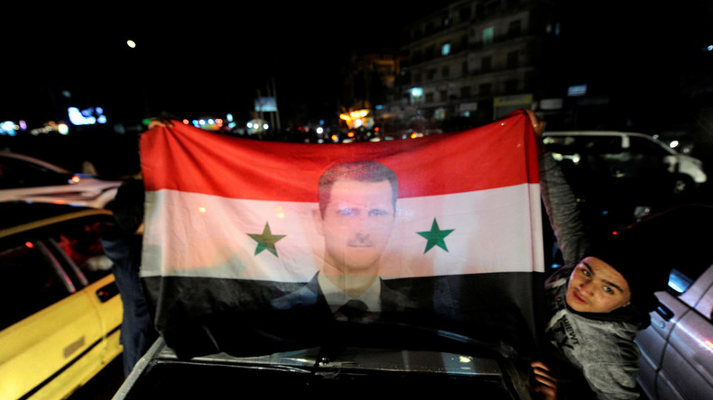 Boris Johnson : le Royaume-Uni doit renoncer au mantra exigeant le départ de Bachar el-Assad