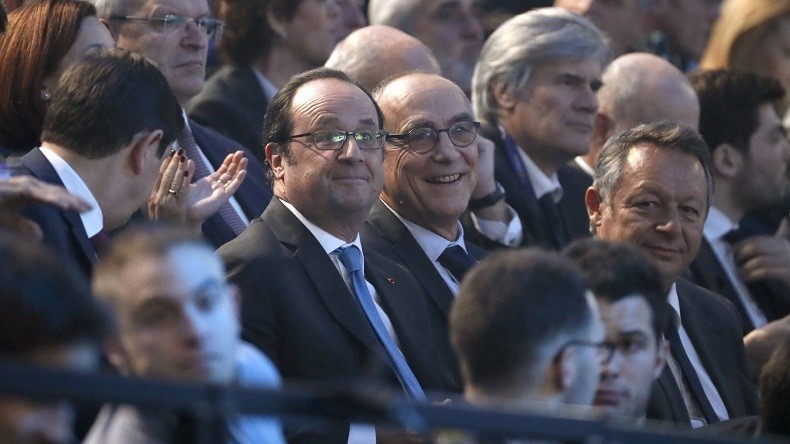 Pendant le deuxième tour de la primaire à gauche, François Hollande sera... au Mondial de handball